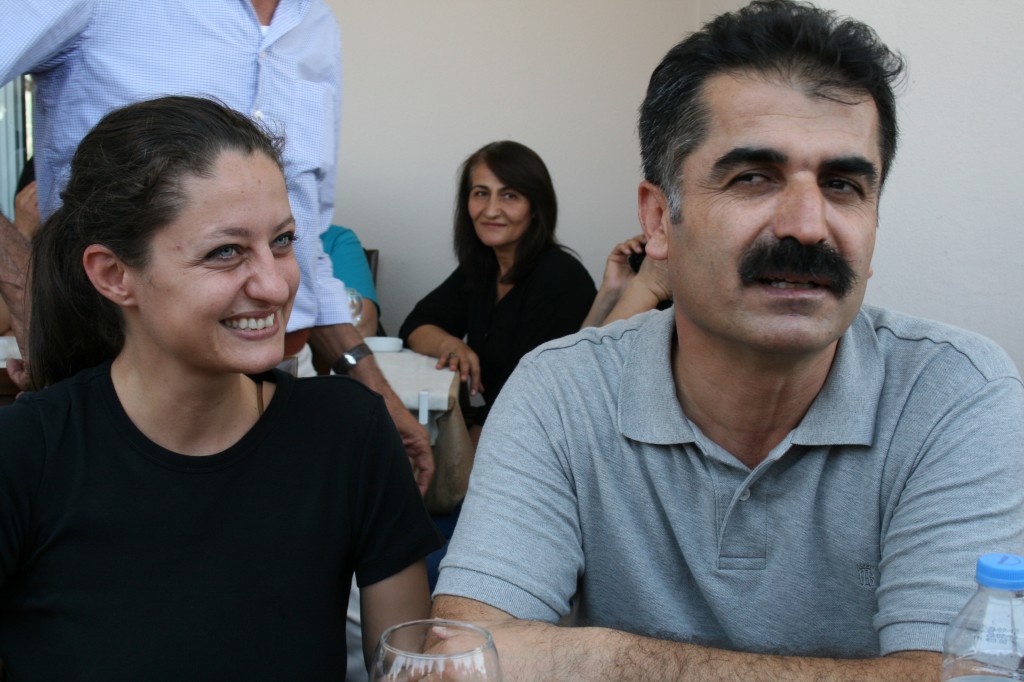 ‘Örgüt Elindeki Herkesi Serbest Bırakmalı’