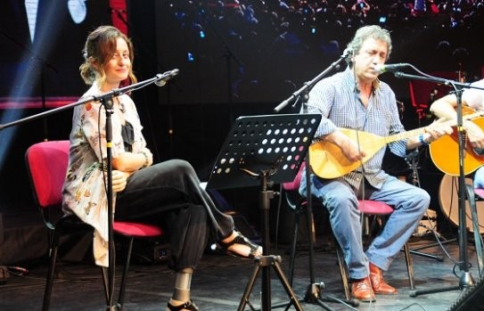 Mazlum Çimen ve Şafak Pavey’den “Sen benden gittin gideli” türküsü